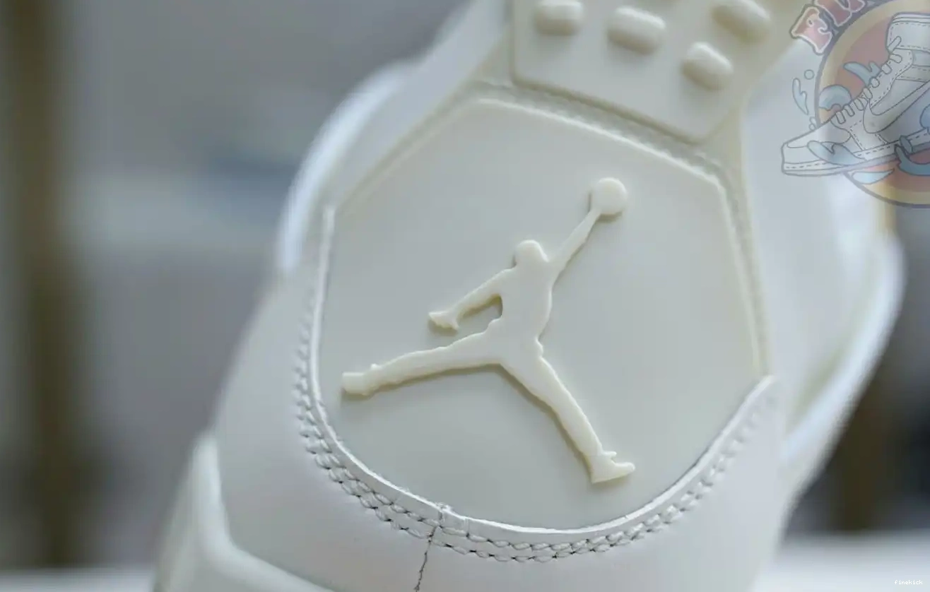 4 Air Jordan 0523